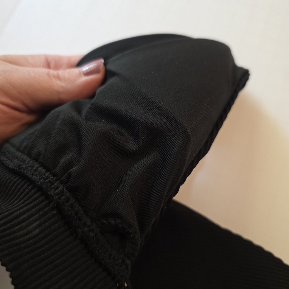 Aerie Women's Size XS Triangle Black Bikini Top - Picture 9 of 9